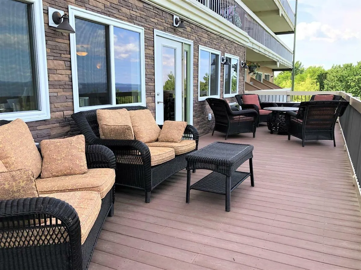 Atlantic Eyrie Otel 2*