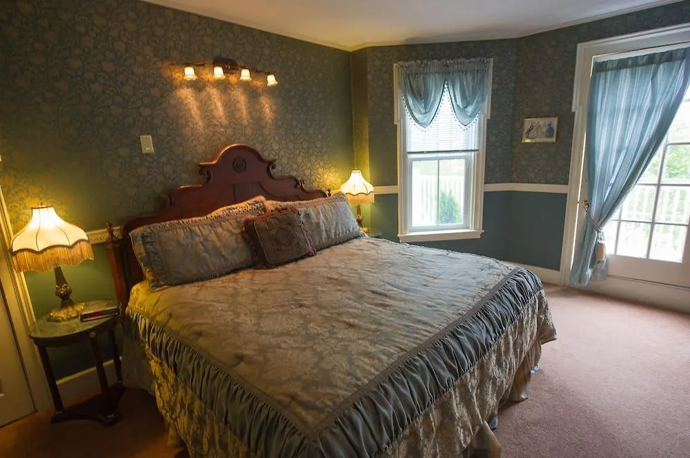 Cleftstone Inn Bed & Breakfast Bar Harbor