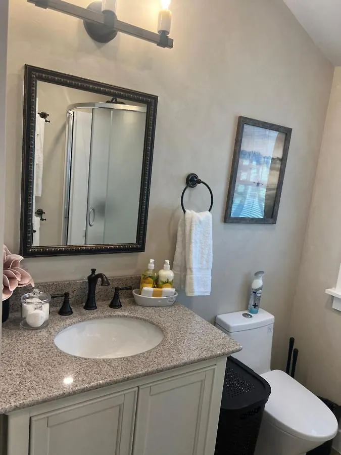 The Reminisce Vacation 5br/3bt,downtown Bh Holiday home