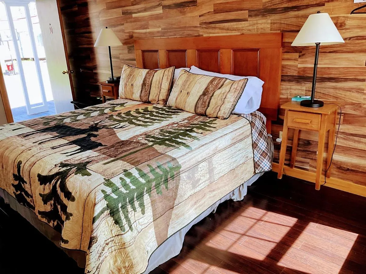 Motel Eden Village And
