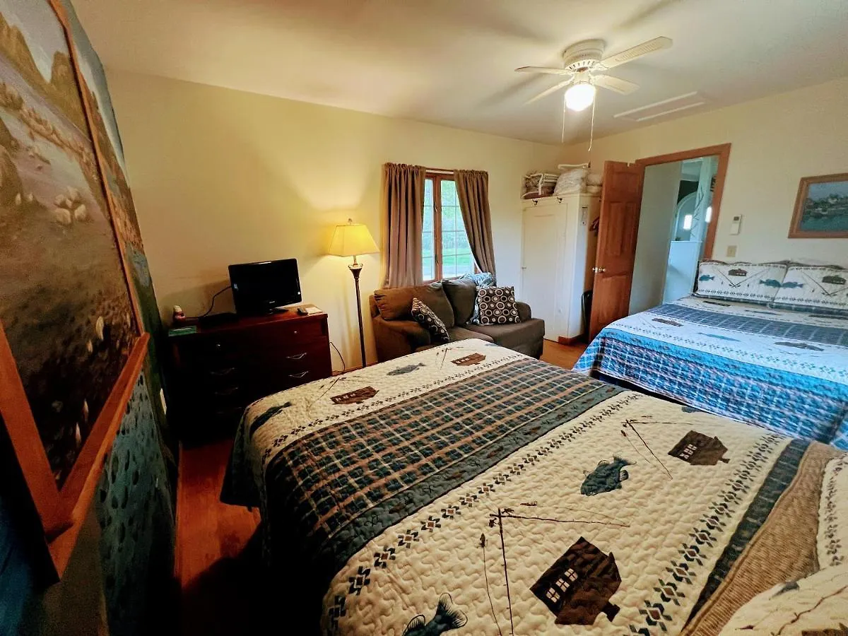 Eden Village And 2*