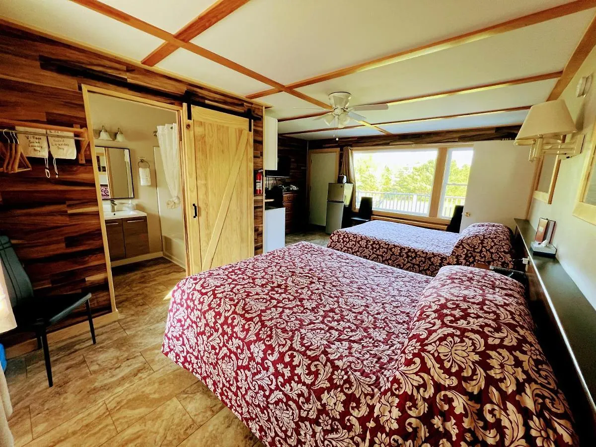 Motel Eden Village And