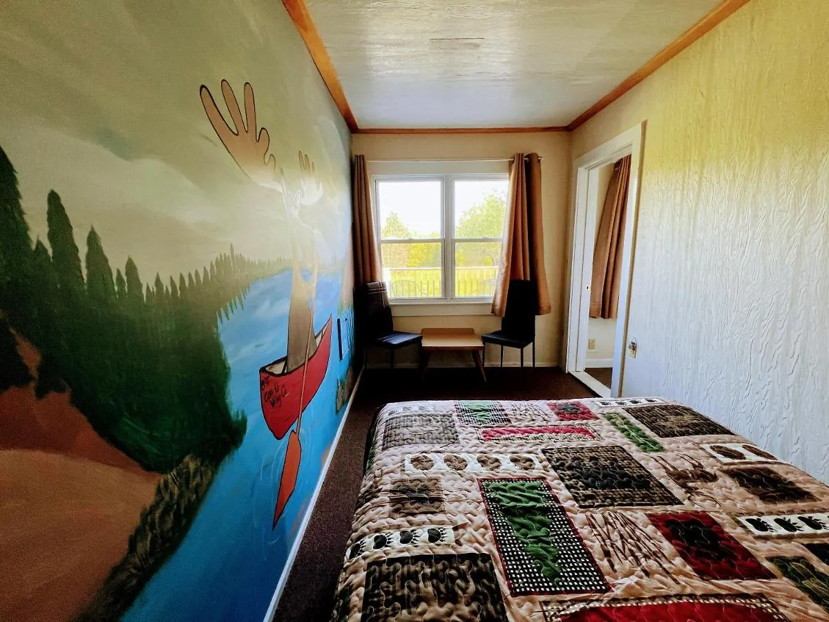 Eden Village And Motel 2*