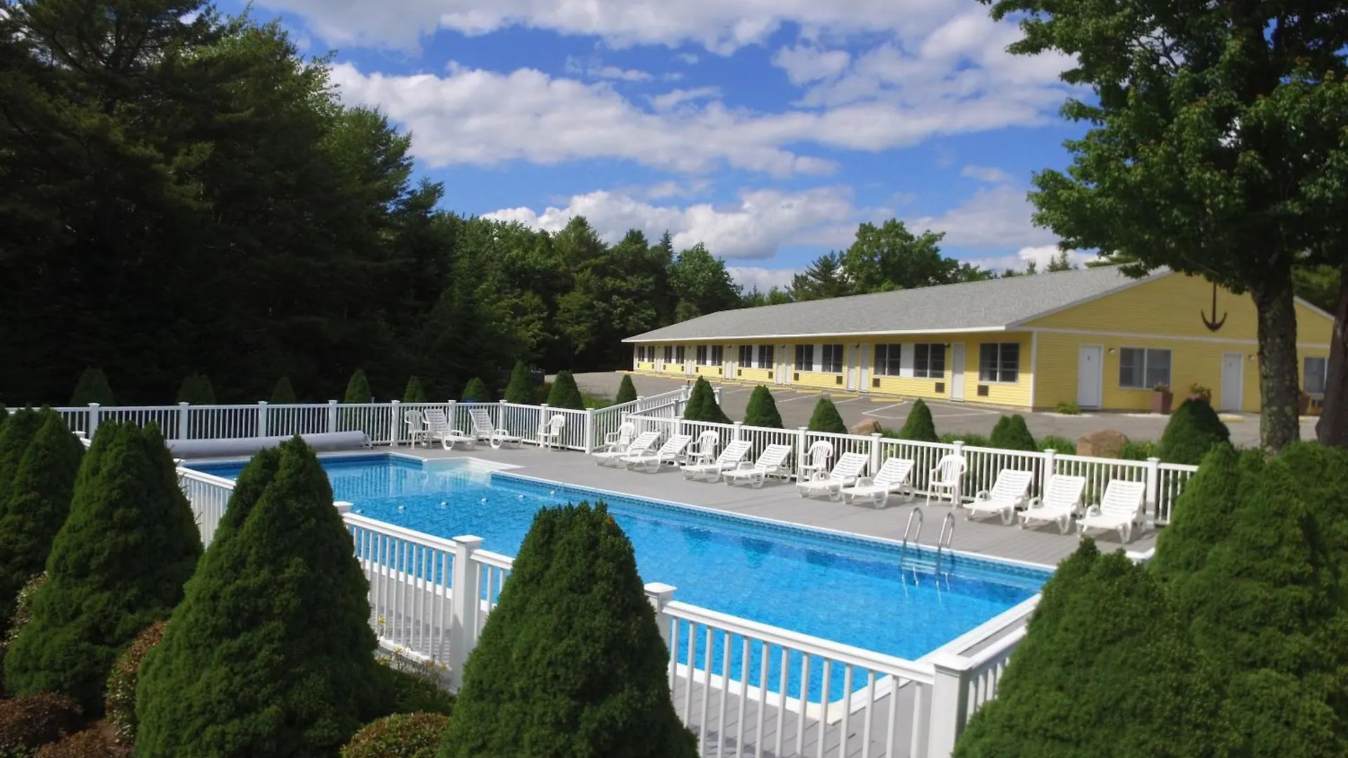 High Seas Motel