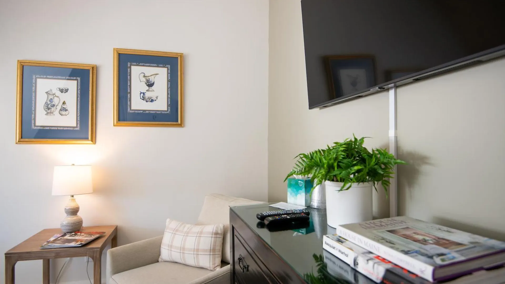 Inn Hearthside 2*