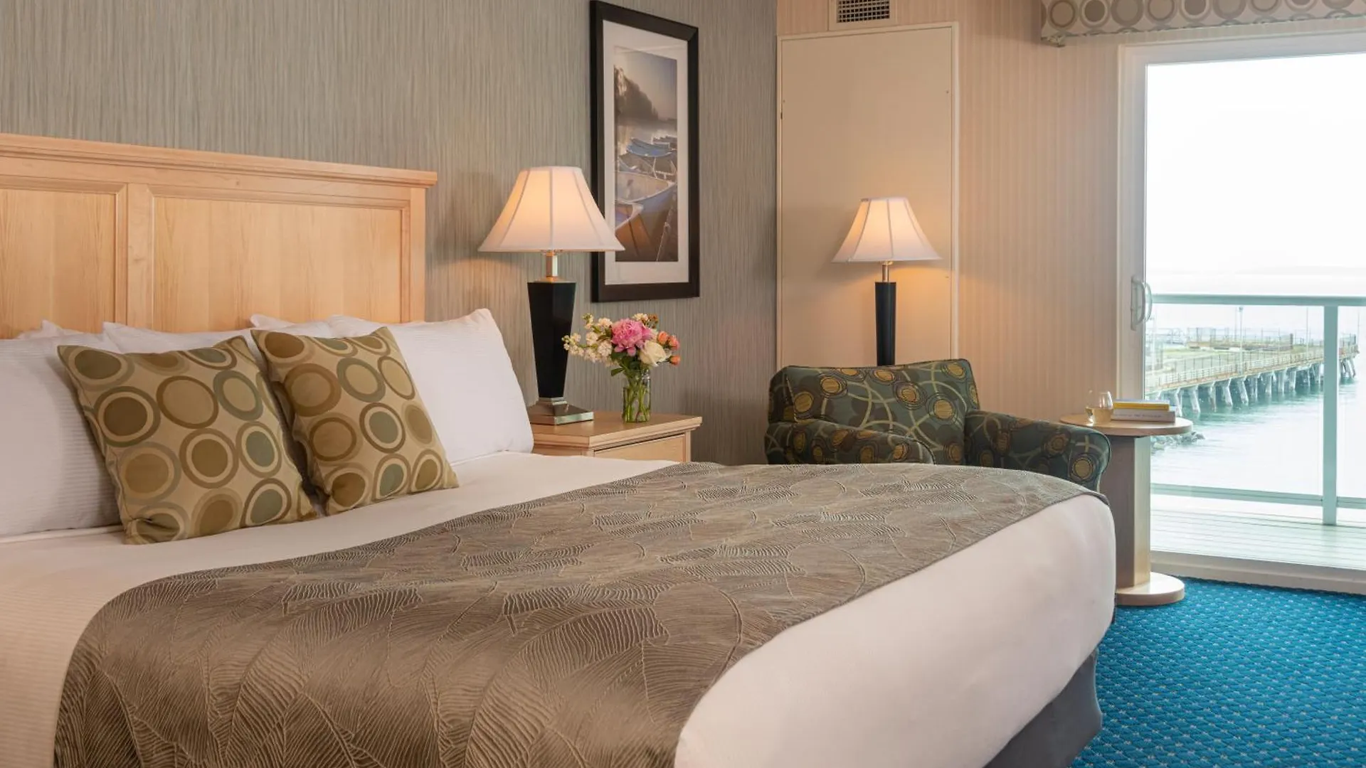 Atlantic Oceanside & Conference Center 3*