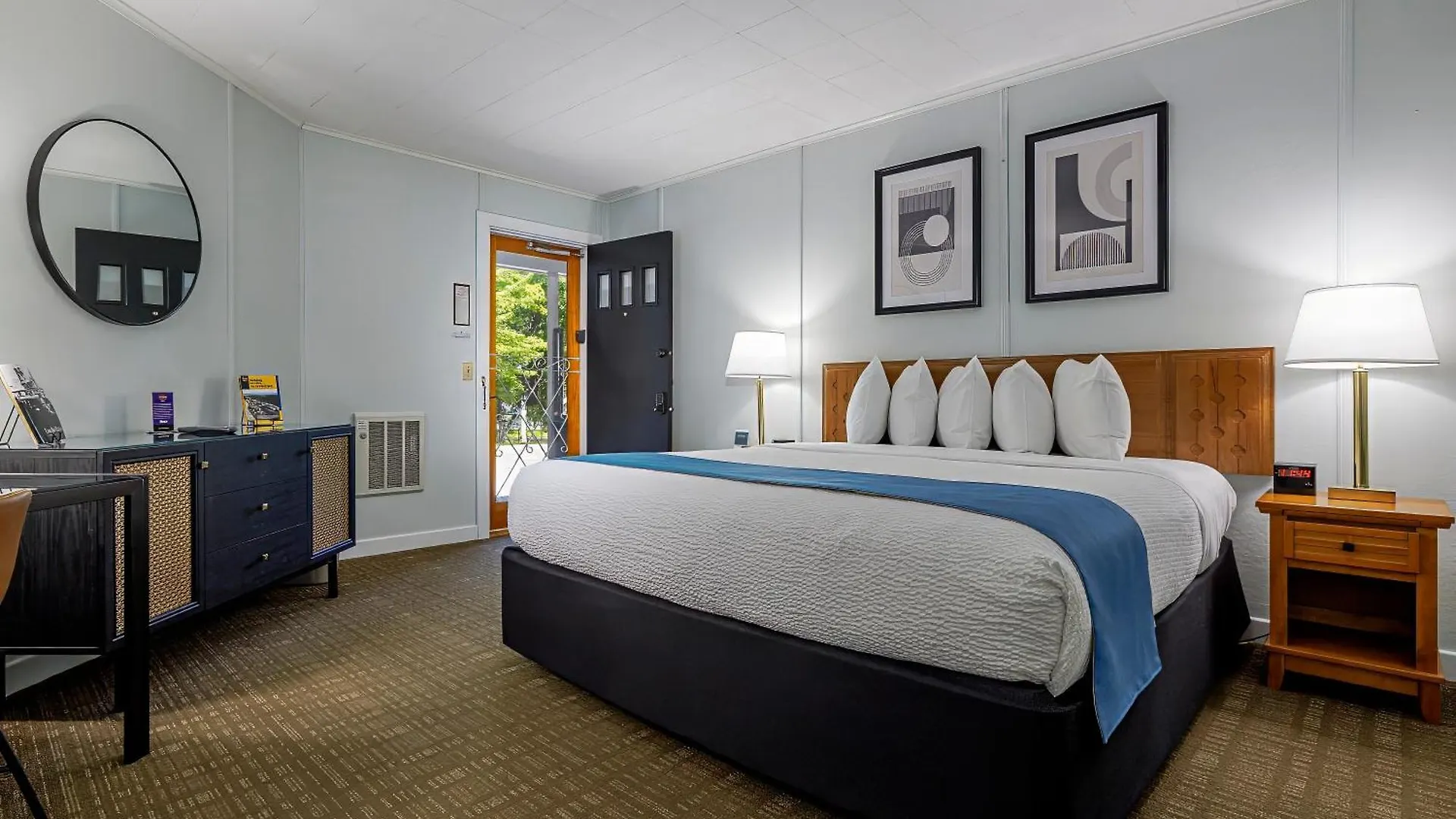 Highbrook Motel