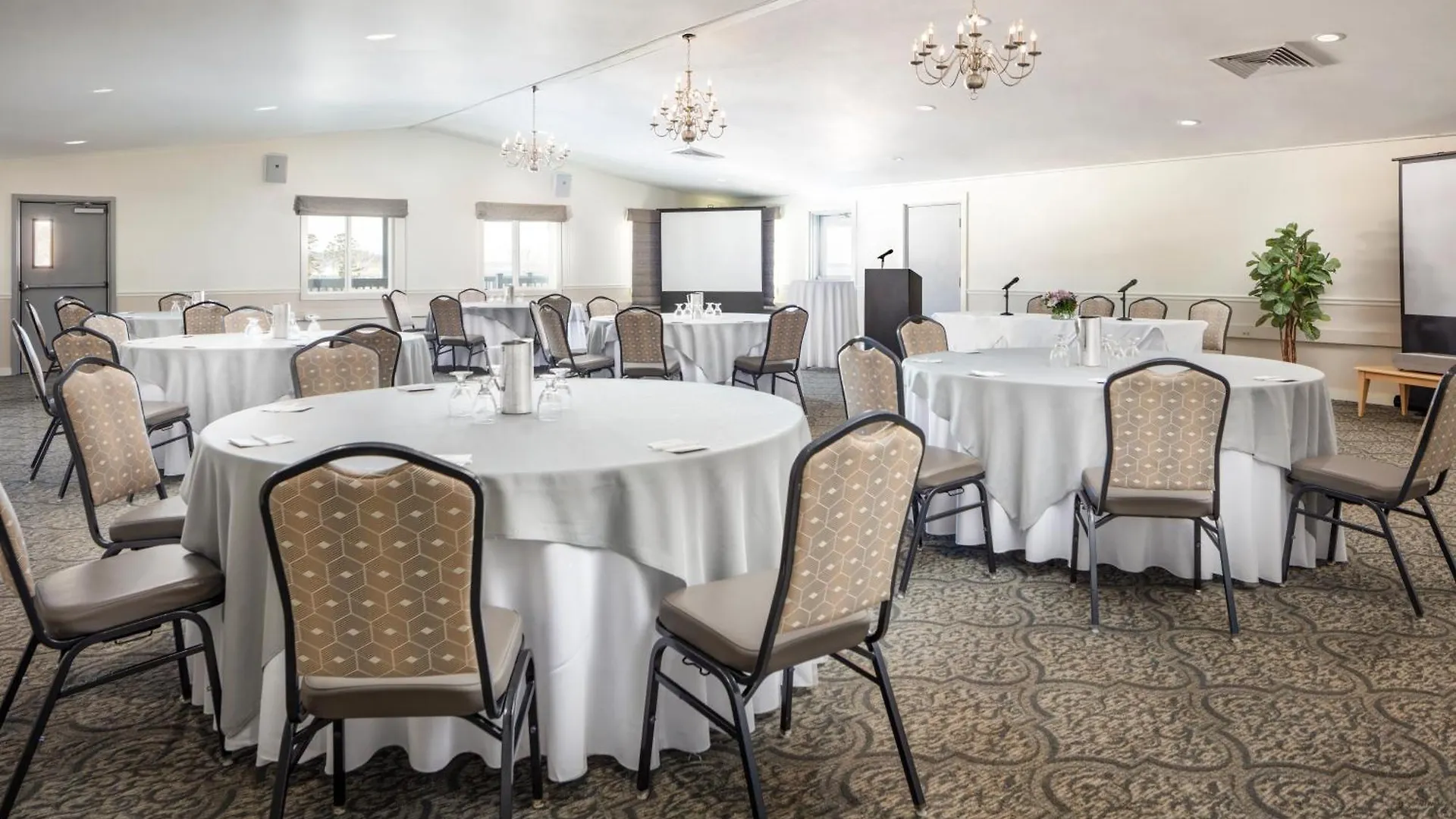 Atlantic Oceanside & Conference Center מלון בר הרבור