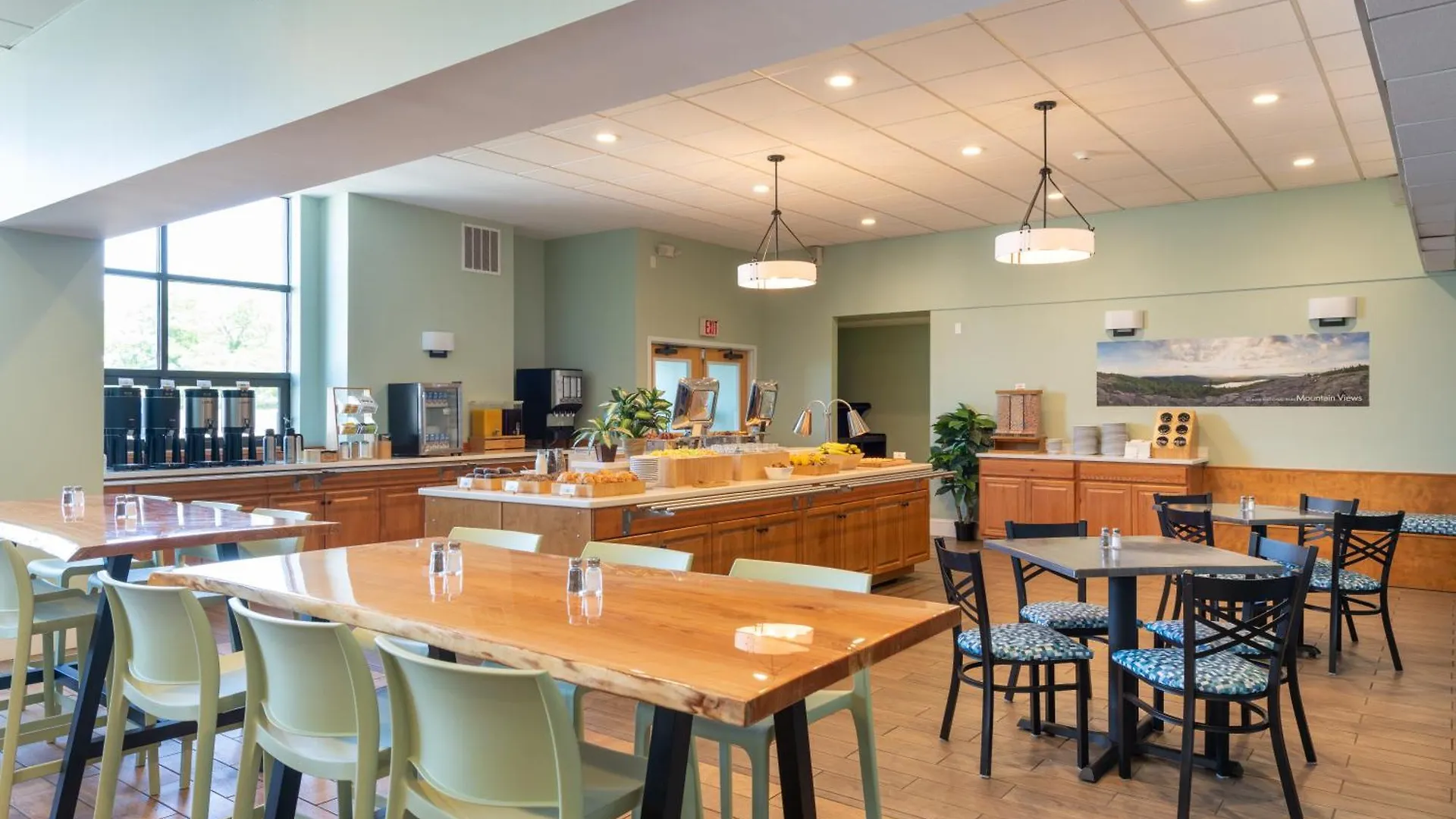 Atlantic Oceanside & Conference Center 3*