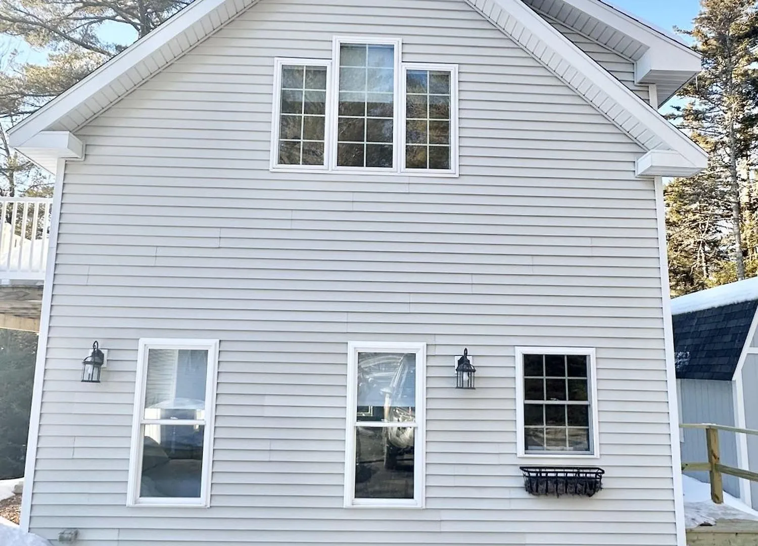 2 Bedroom In Town Hill 
