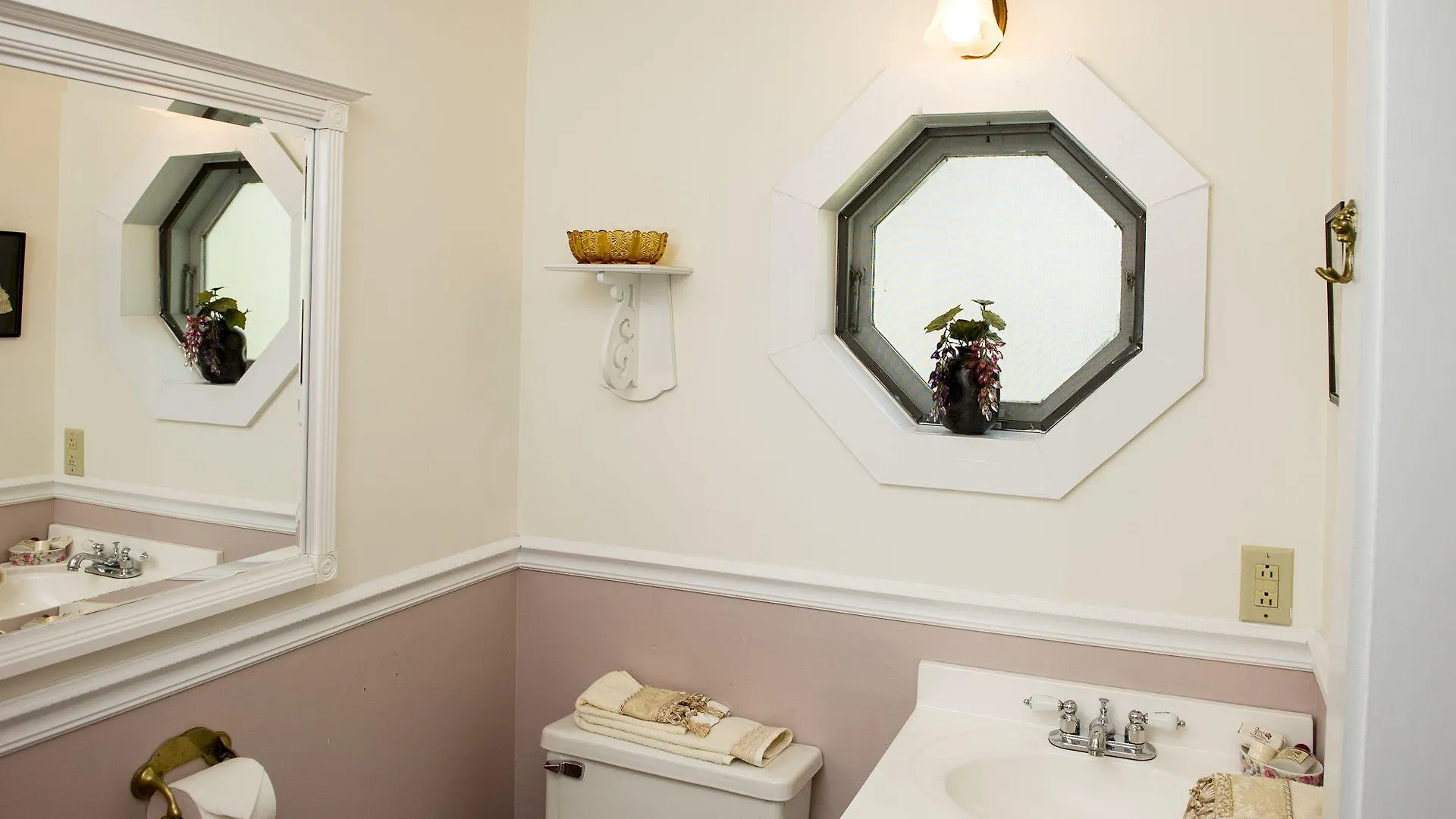 Anne's White Columns