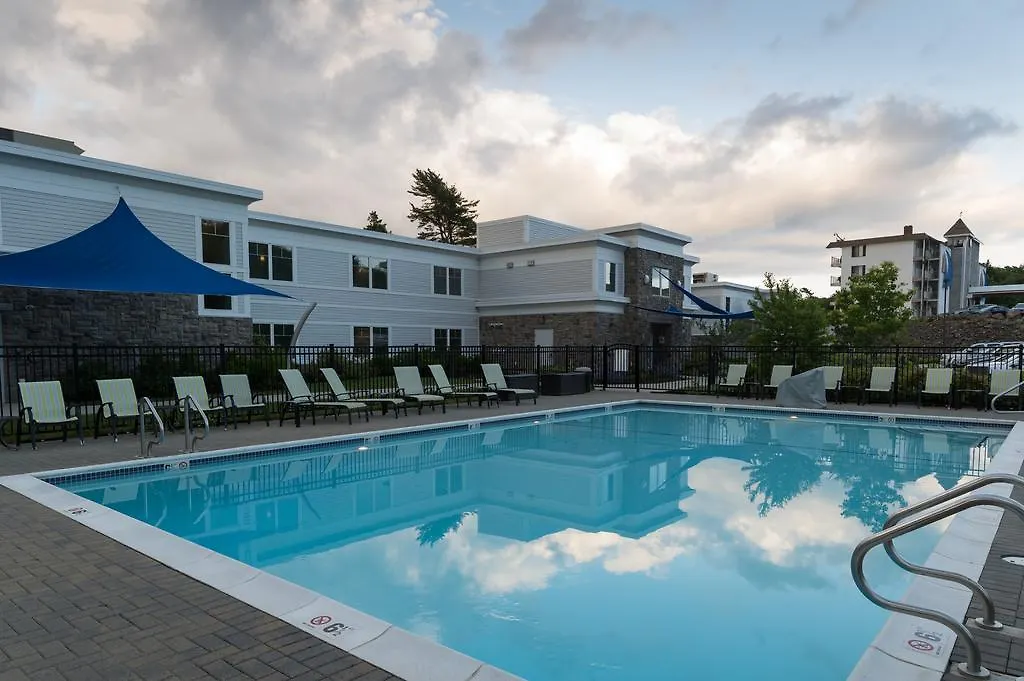 Atlantic Oceanside & Conference Center מלון