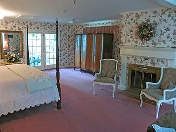 Castlemaine 3* Bar Harbor