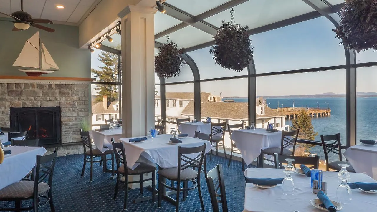 מלון Atlantic Oceanside & Conference Center 3*