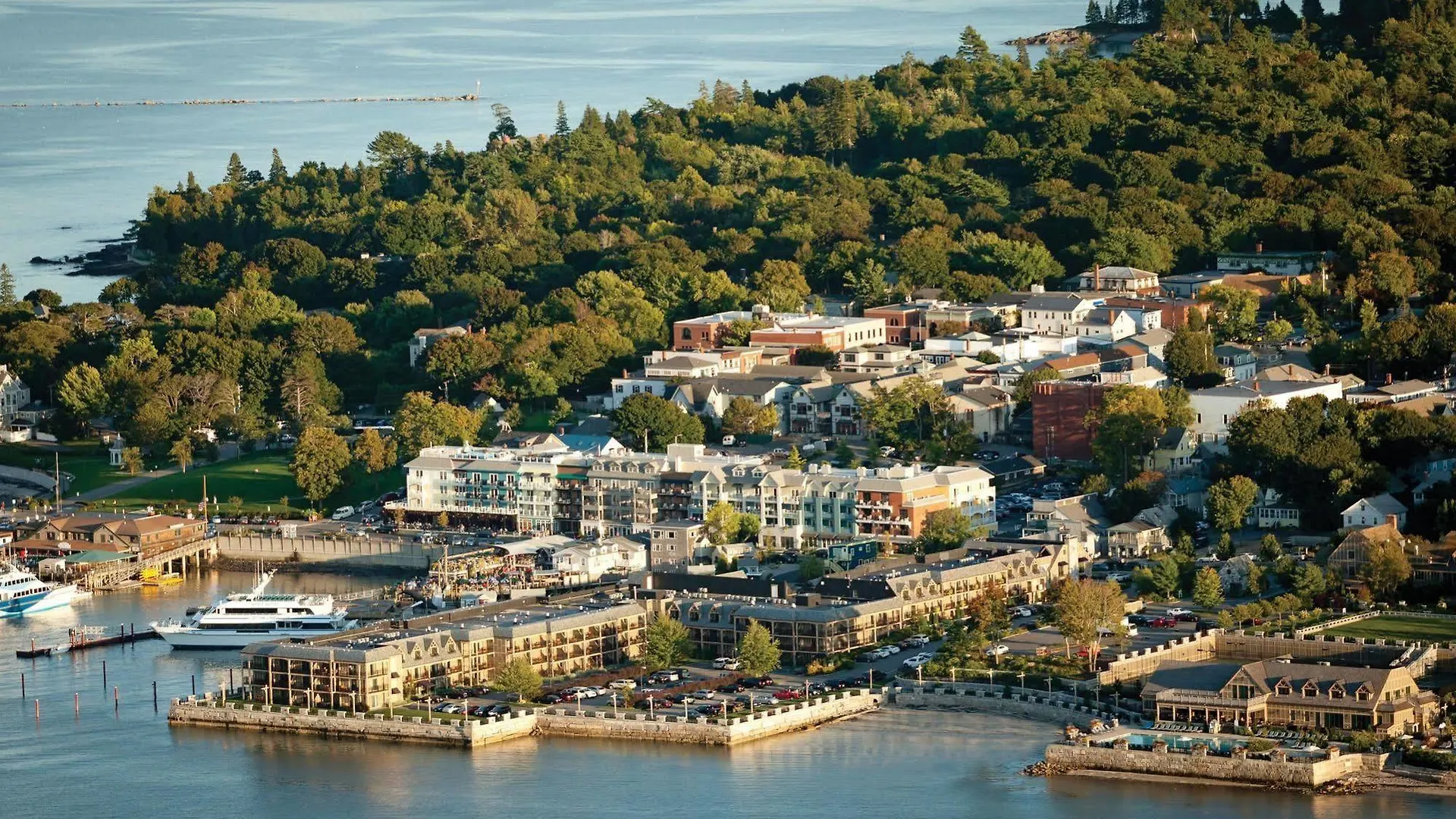 The Harborside And Marina 酒店