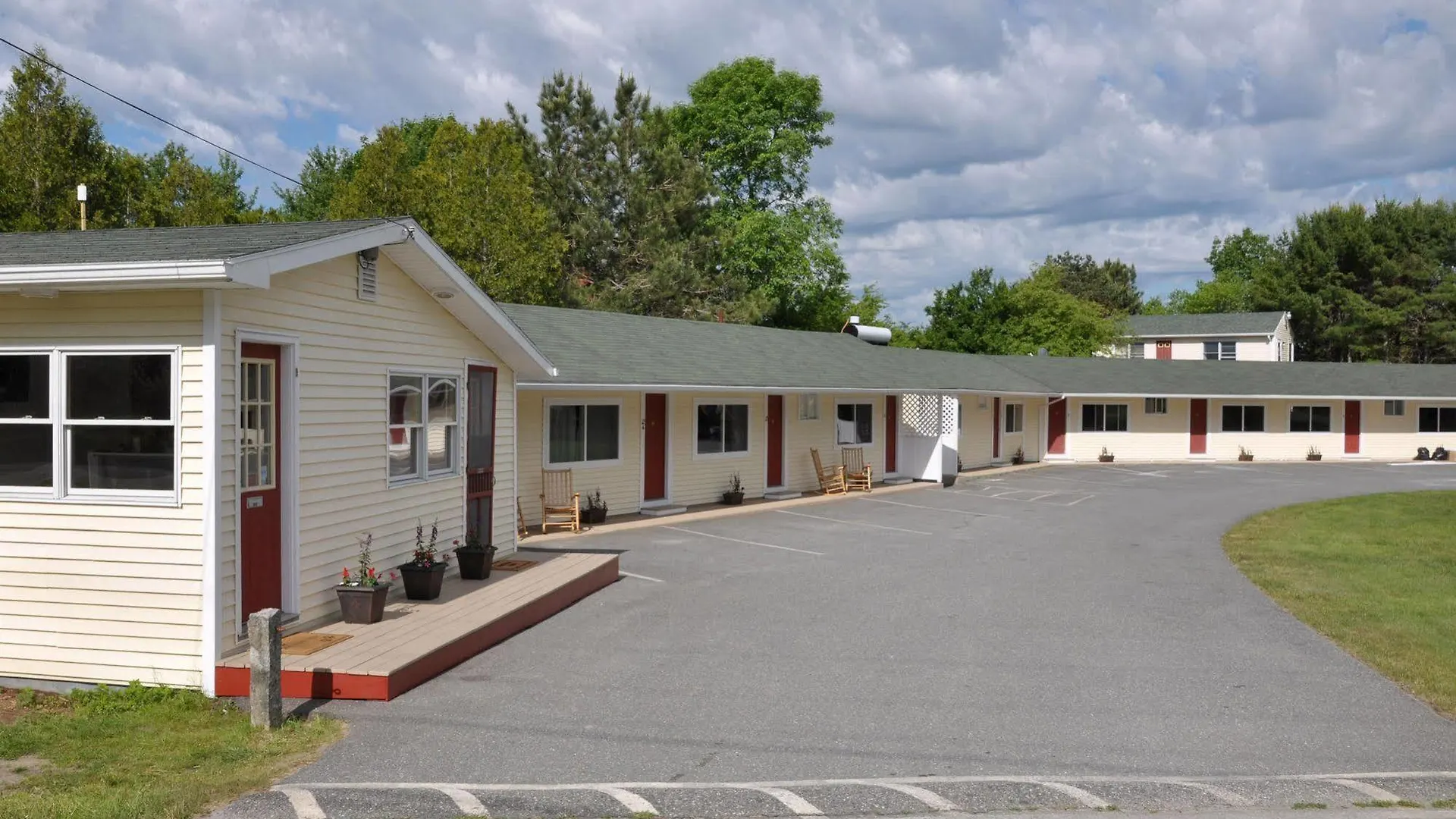 Gallagher's Travels Bar Harbor & 2*