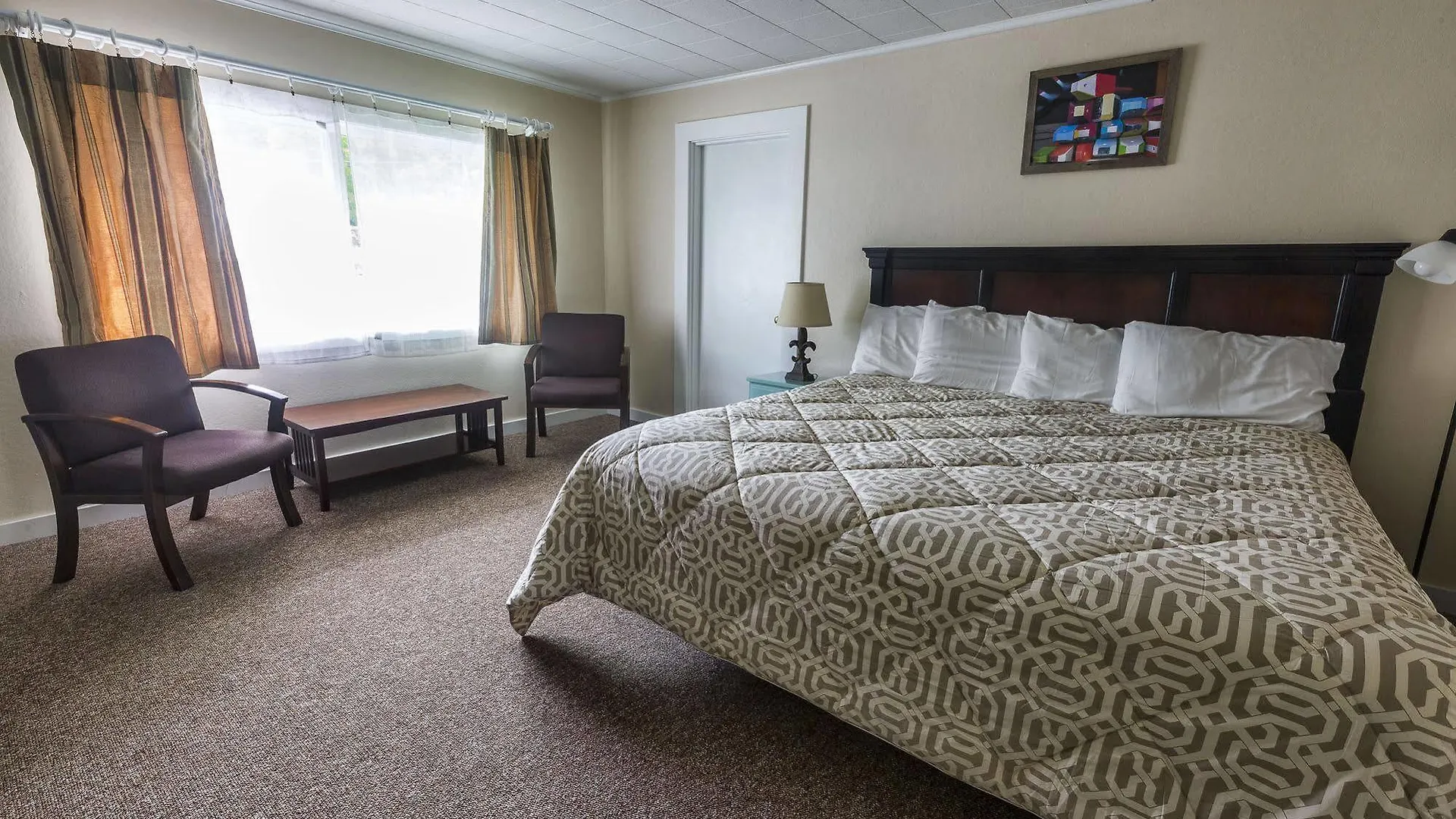 Gallagher's Travels Bar Harbor & 2*