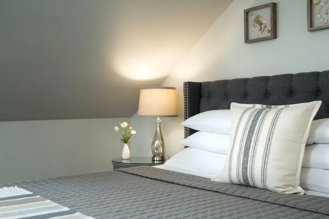 Atlantean Bed & Breakfast